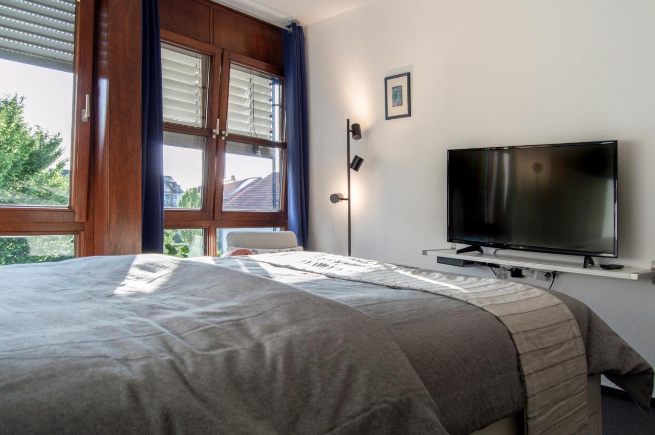 Zentrale Ruhige Wohnung Mit Parkplatz Paderborn Dış mekan fotoğraf